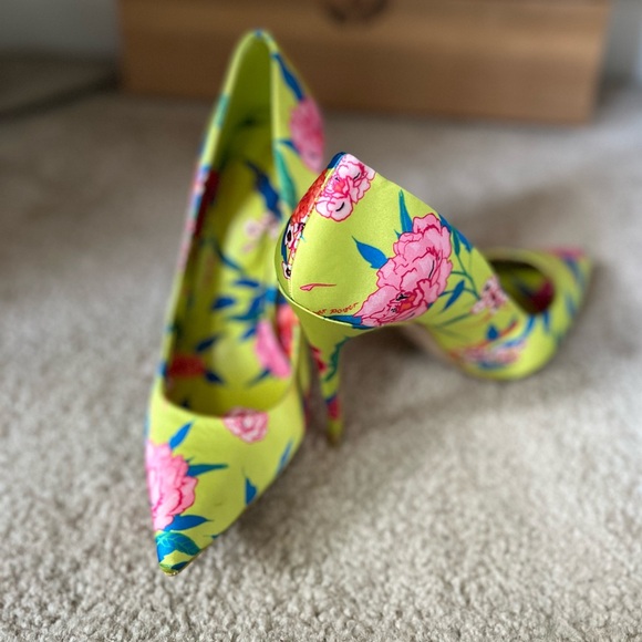 Aldo heels, size 37.5 (size 7 US) - Picture 7 of 7